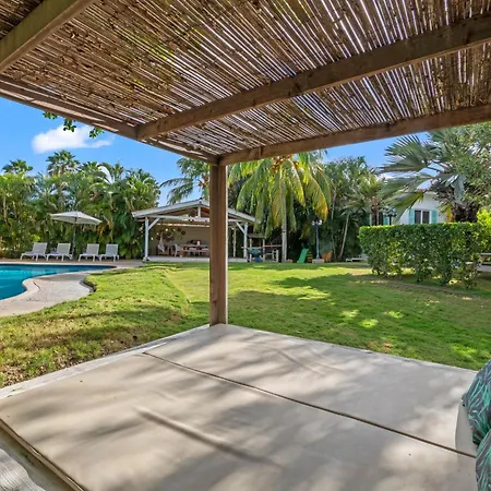 Tuk Tropical Boutique Resort Jan Thiel-2