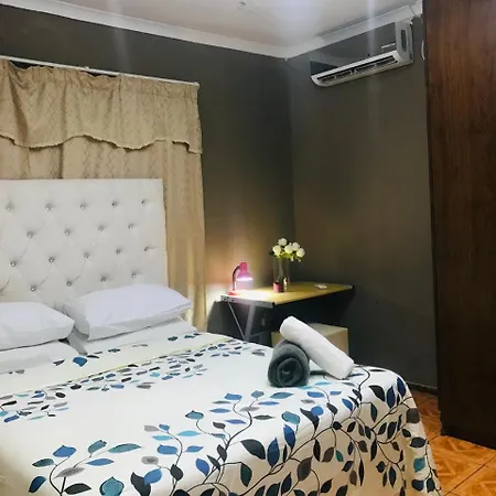 Ekhaya Sun Villa-2