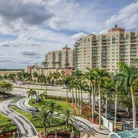 Galleria Mall Condo Hotel-Doubletree Hilton-2