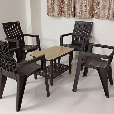 Malhar Home Stay-2