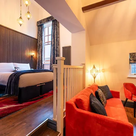The Old Lyric Hall - A St David Aparthotel-2