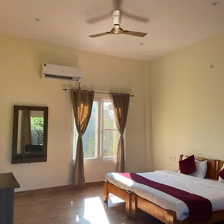 Karans Corbett Motel-2