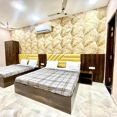 Hotel Kr 5Mins Walk From Golden Temple-2