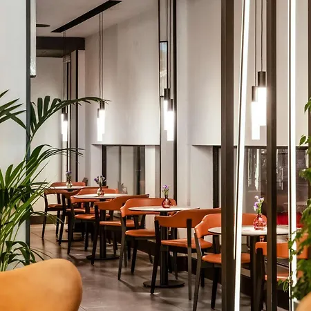 Radisson Hotel And Conference Centre London Heathrow-2