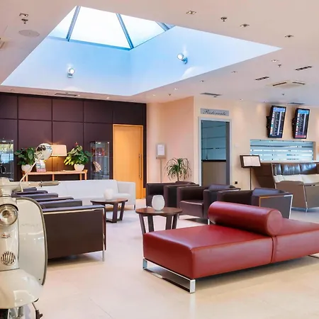 Courtyard By Marriott Venice Airport-3