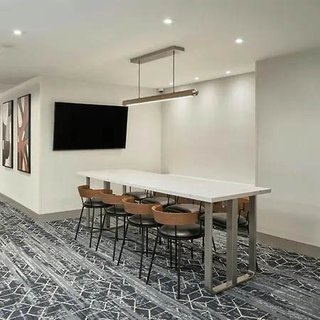 Courtyard By Marriott Regina Downtown-2