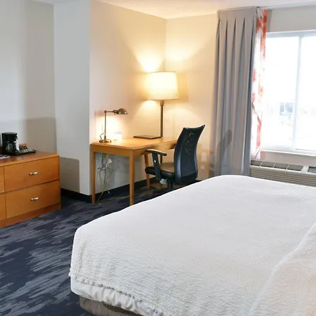 Fairfield Inn & Suites Indianapolis East-2