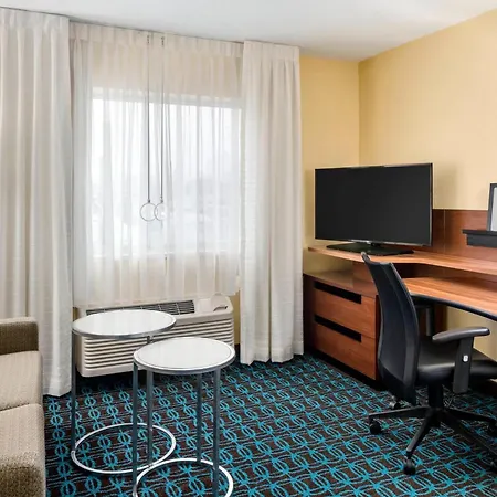 Comfort Inn & Suites Lima Northwest-2