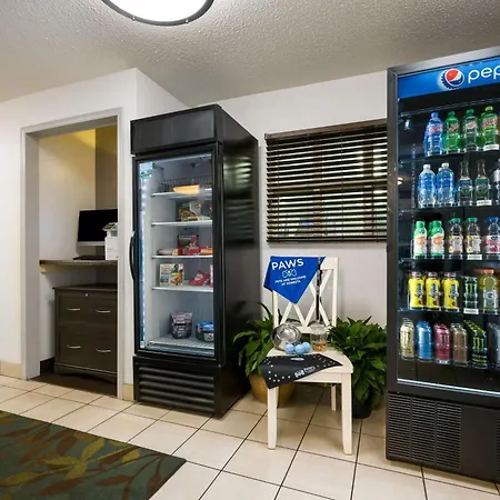 Sonesta Simply Suites Chicago Waukegan-3