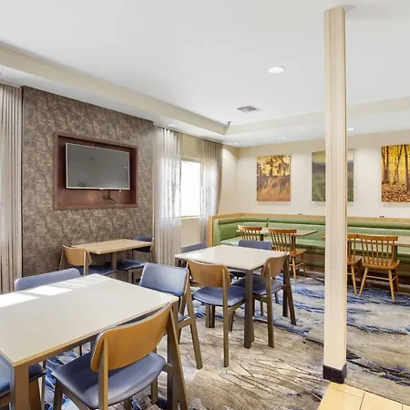 Fairfield Inn And Suites Mobile-2
