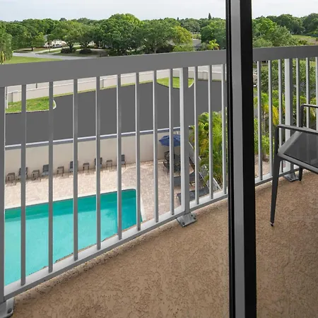 Courtyard Tampa Oldsmar-3