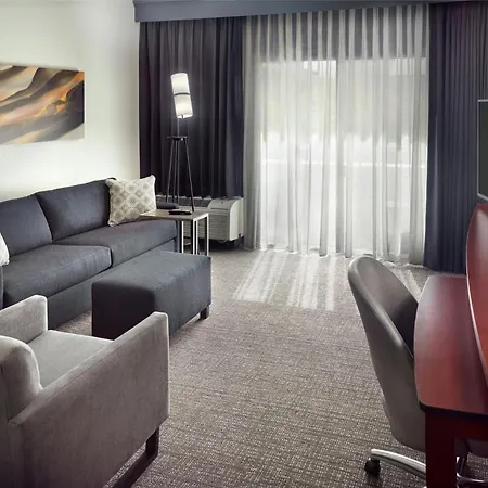 Courtyard By Marriott Tallahassee Downtown/Capital-3