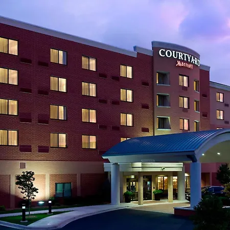 Courtyard Cincinnati North At Union Centre-3