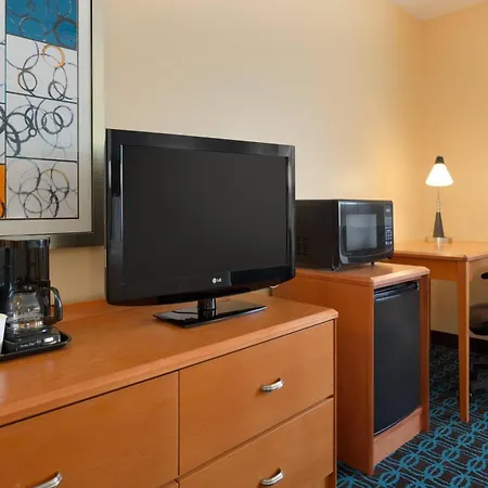 Surestay By Best Western Bismarck-3