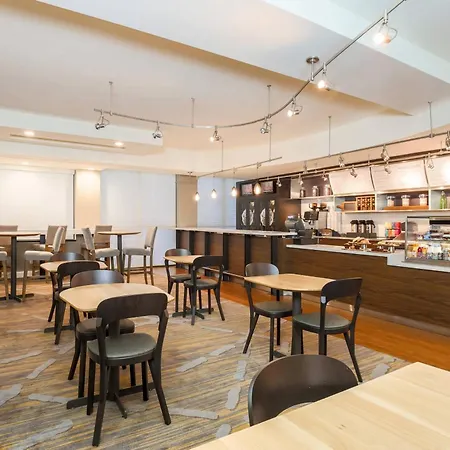 Courtyard By Marriott Pittsburgh Downtown-3