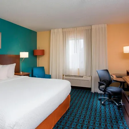 Wingate By Wyndham Oshkosh-2