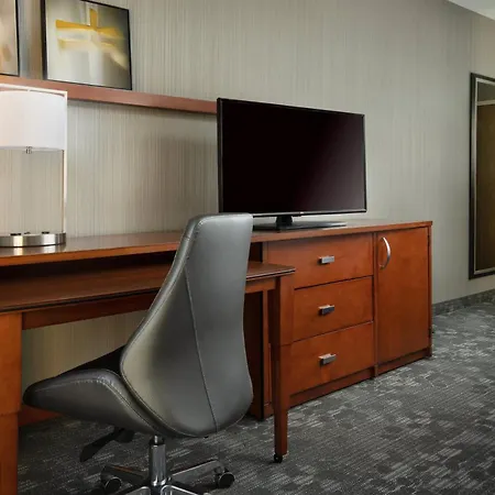 Courtyard By Marriott Phoenix Mesa-2