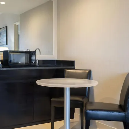 Courtyard By Marriott New York Jfk Airport-3