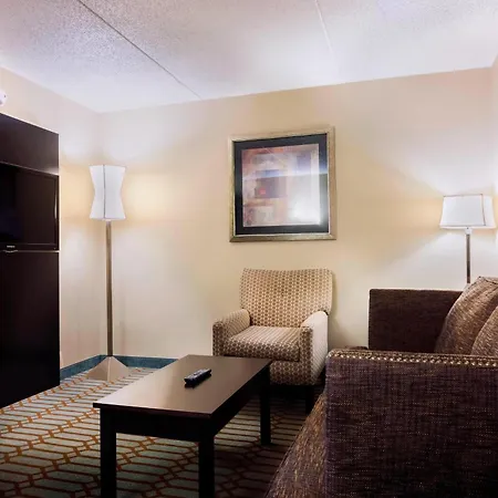 Delta Hotels By Marriott Fargo-3