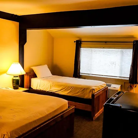 Snowy Owl Inn-2