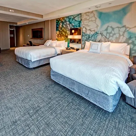 Courtyard By Marriott Westbury Long Island-2