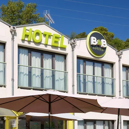 B&B HOTEL Villeneuve Loubet Village-2