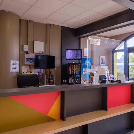 B&B HOTEL Villeneuve Loubet Village-3