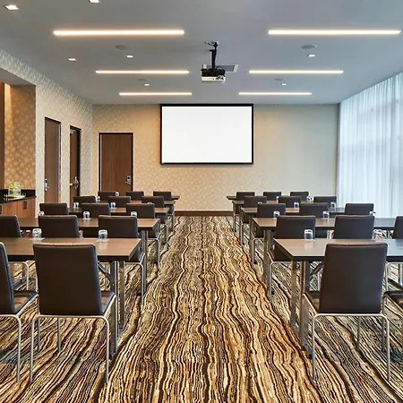 Ac Hotel By Marriott Cleveland Beachwood-3