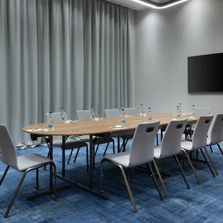 Courtyard By Marriott Bucharest Floreasca-2