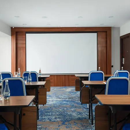 Courtyard By Marriott Tashkent-3