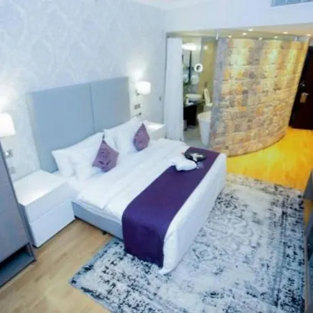 Leola Hotel, Lagos-Guest Room-3