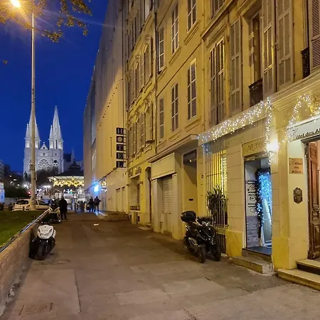 Hôtel des allées-2