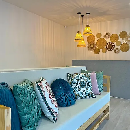 Zaba Beach House-2