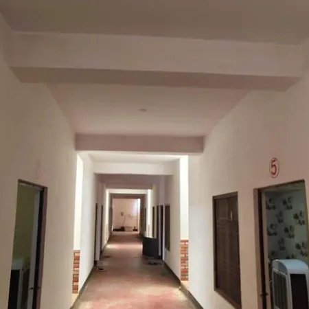 Hotel O Home Avadh Garden Homestay-3