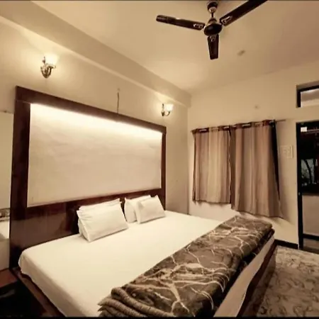 Hotel Malhotra Palace-3