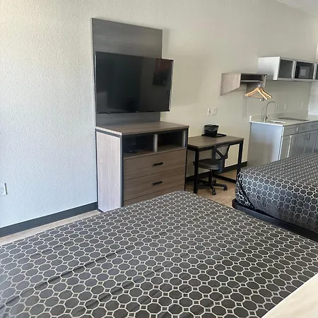 M&M Inn And Suites-2