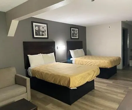 Speedway Inn & Suites-2