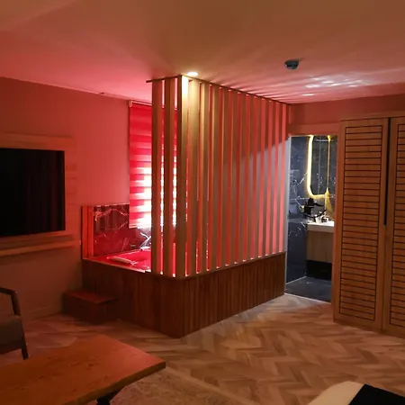 Iron Loft Hotel-3