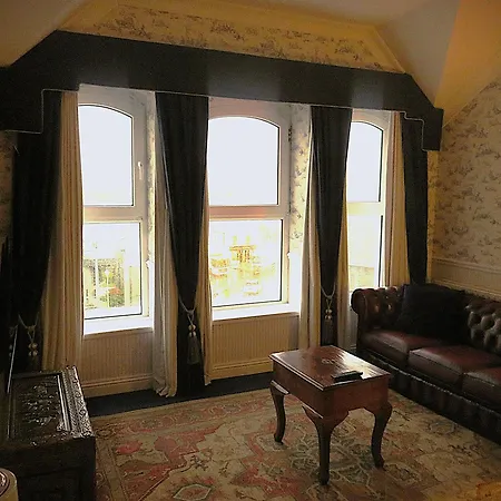 Albany Lodge-2