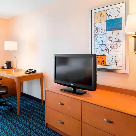 Fairfield Inn & Suites By Marriott State College-3