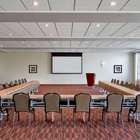 Four Points By Sheraton Sherwood Park-3