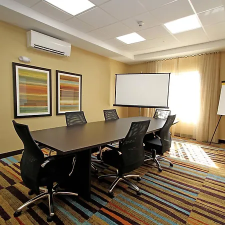 Fairfield Inn & Suites By Marriott London-3
