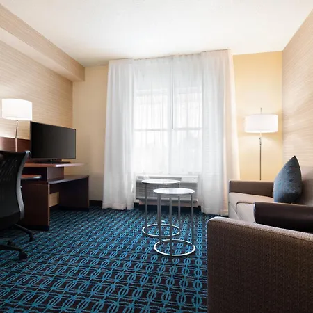 Fairfield Inn & Suites By Marriott Charlottesville Downtown/University Area-2