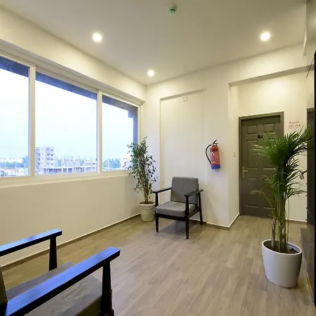 Townhouse Airport Road-3