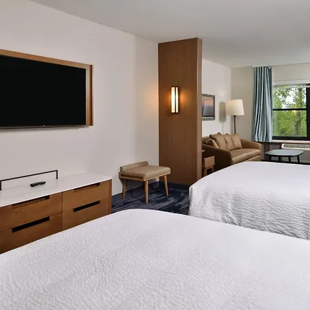 Fairfield Inn & Suites By Marriott Canton-3