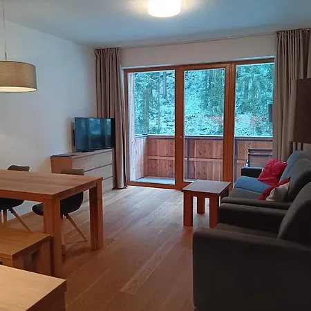 Residence Post-2