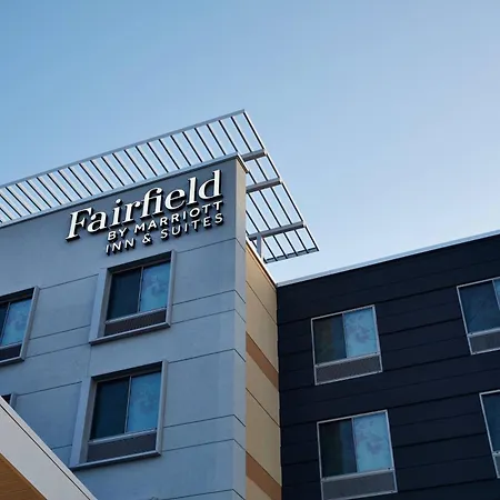 Fairfield Inn & Suites Sheboygan-2