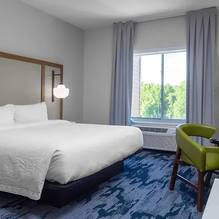 Fairfield Inn & Suites Rocky Mount-3