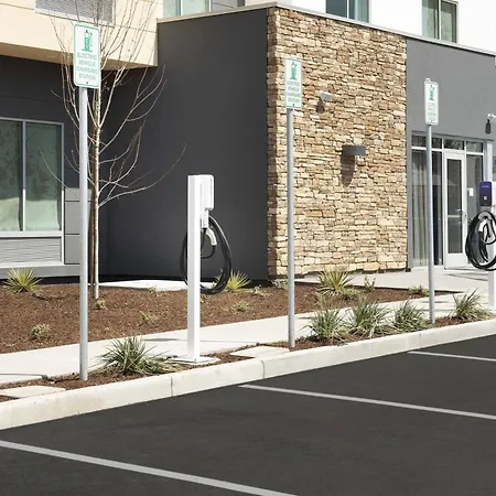 Fairfield Inn & Suites By Marriott Santa Rosa Rohnert Park-2