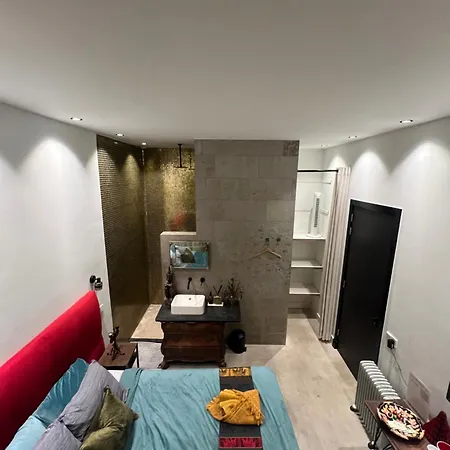 Boutique Amsterdam Homestay-2